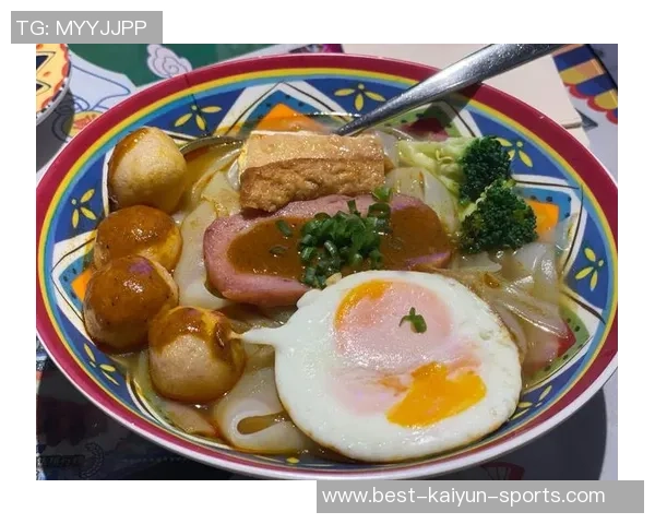 哈兰德饮食揭秘：每天六顿美食每周末尽情享受肉类盛宴